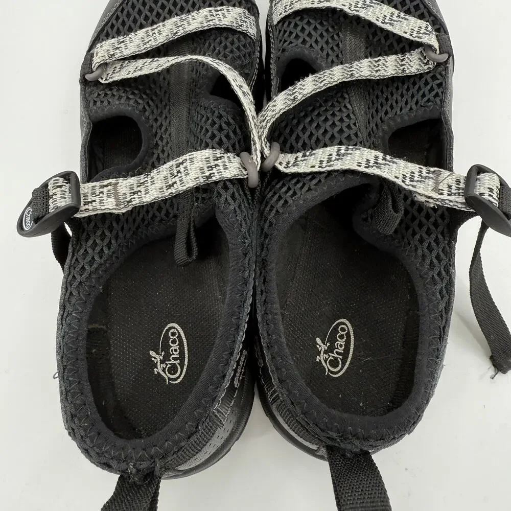CHACO Kids Black Size 5 Closed Toe Adjustable Water Hiking Outdoor Shoe